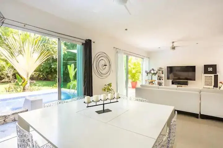 Lux 4Br Playacar Villa With Pool Playa del Carmen
