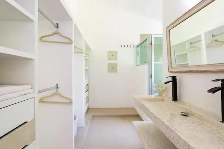 Lux 4Br Playacar Villa With Pool Playa del Carmen