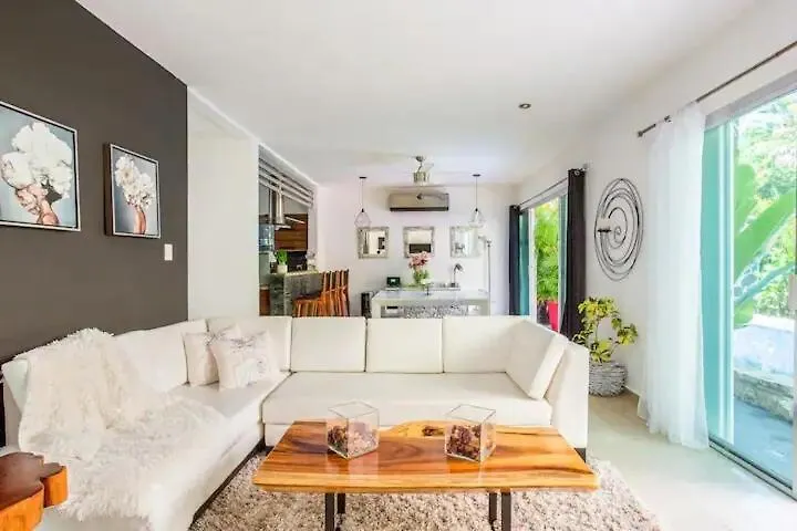 Lux 4Br Playacar Villa With Pool Playa del Carmen 0*,  Mexikó