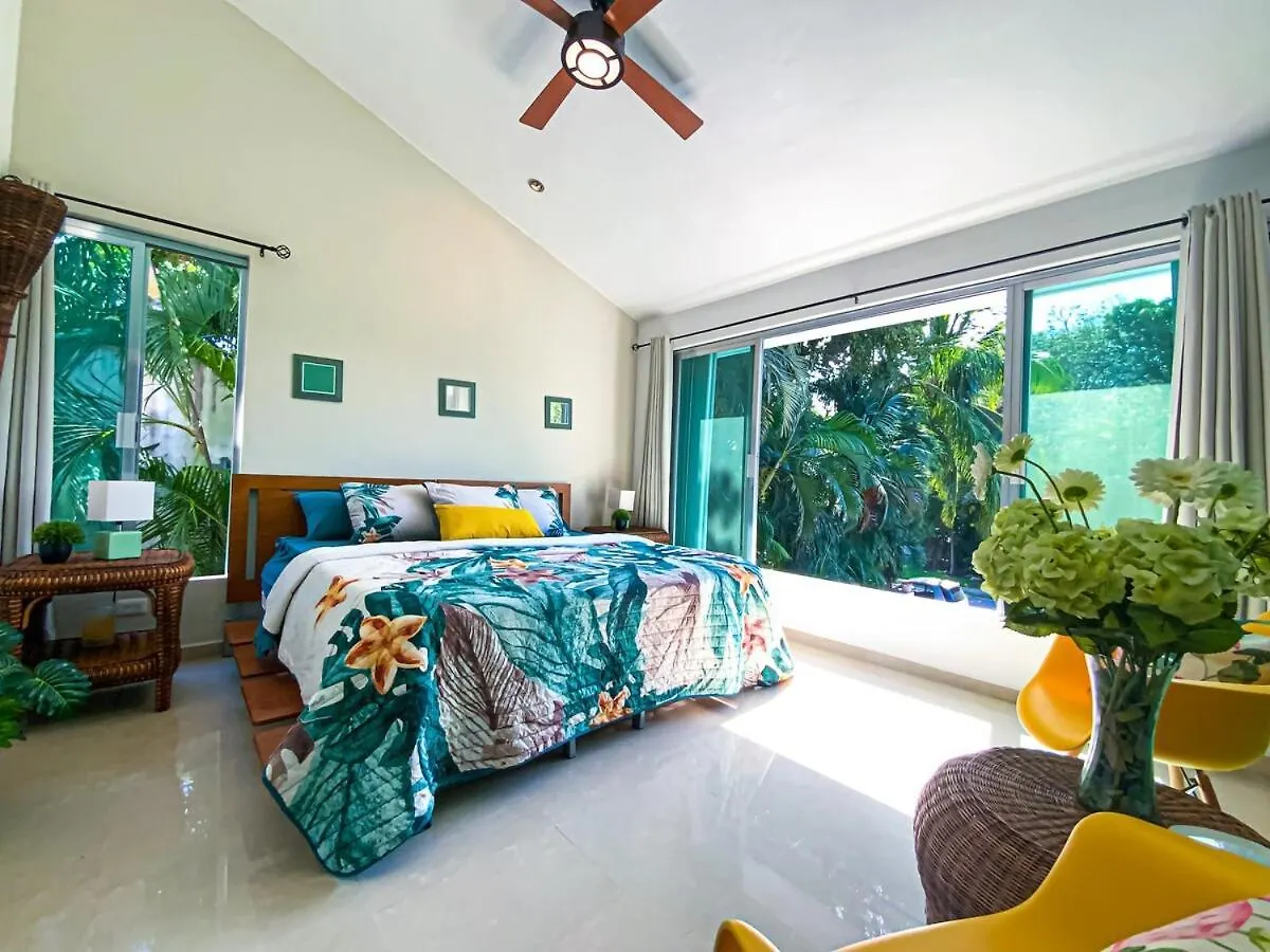 Lux 4Br Playacar Villa With Pool Playa del Carmen